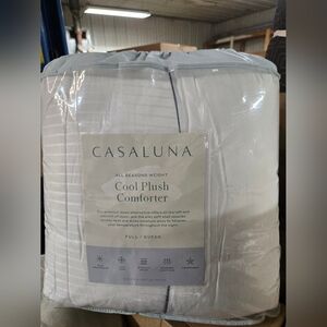 Casaluna Cool Plush Comforter - White